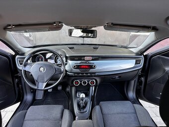 Alfa Romeo Giulietta 2,0 JTDm - 8