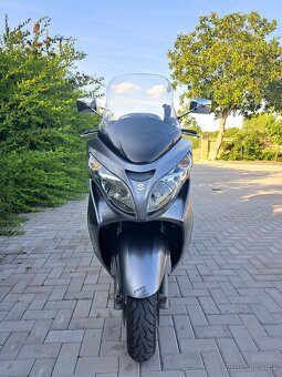 Suzuki Burgman 400 K7 - 8
