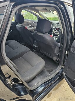 Ford Mondeo - 8
