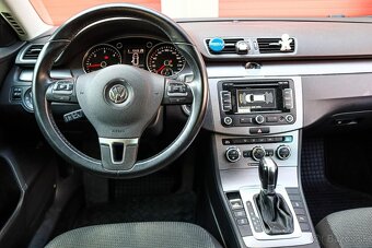 Volkswagen Passat Variant 2.0 TDI BMT Comfortline DSG - 8