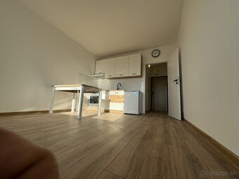 Garsonka 24m2 na prenajom - 8