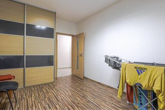 ALL INCLUSIVE | NA PREDAJ VEĽKOMETRÁŽNY 3 IZBOVÝ BYT , DUNAJ - 8