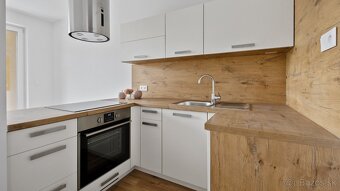 Nájom 1i byt, Bajkalská, Nový Ružinov,balkon,výťah - 8