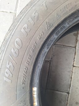 195/60 R15 zimne - 8