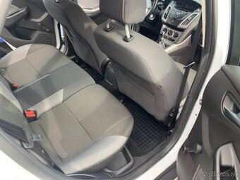 Predám Ford Focus combi 1.0 benzin rok 2013 - 8