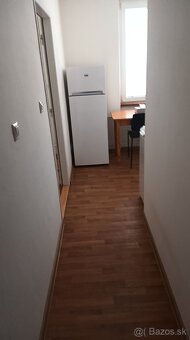 Predám 2-izbový byt v tichej lokalite - 8