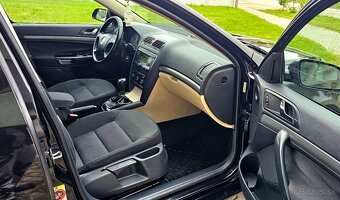 Škoda Octavia II 2.0 TDI 103kw 6:Rych Manuál.2009 Elegance - 8