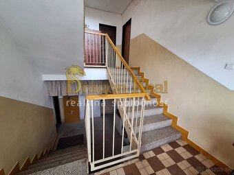 3 Izbový byt s balkónom, garážou a záhradkou – BRACOVCE - 8