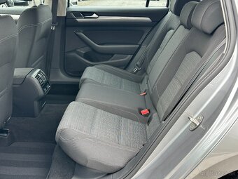 Volkswagen Passat Variant 2.0 TDi DSG 4Motion, r.v.: 2020 - 8