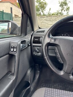 Predám Opel astra g - 8