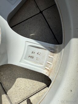 Elektróny Dezent 5x112 r17 7J ET42 - 8