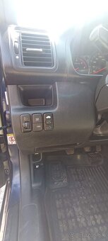 HONDA CR-V 2.2 diesel - 8