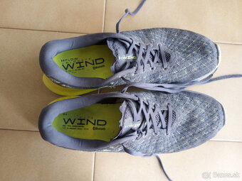 Panske bezecke tenisky UNDER ARMOUR Wind 2. - 8