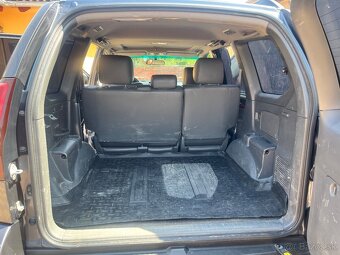 TOYOTA LAND CRUISER - 8
