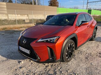 Lexus UX Fsport 4x4 - 8