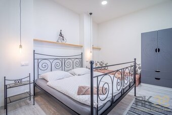 Dva priestranné apartmány v centre Popradu - 8