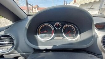 Opel Corsa 1.2 benzín, 59 kw, M5, 2007 - 8