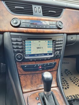 Mercedes- Benz CLS 63AMG - 8