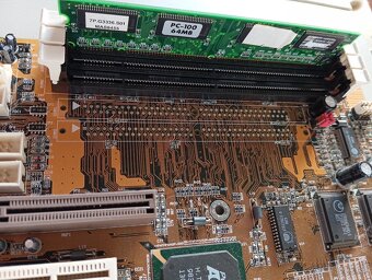 Základná doska Pc k6 - 8