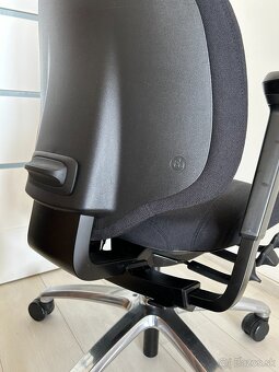 Kancelárska ergonomická stolička RH Mereo 220 - 8