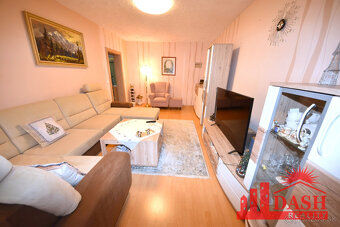 Na predaj veľký 3 izbový byt s lodžiou, 77 m2, Trenčín, Hala - 8