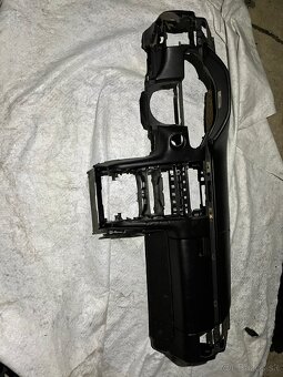 Rozpredám Mercedes W210 - 8