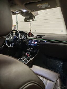 Škoda Superb combi 2.0tdi 4x4 - 8