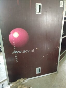 Predám projektor Clay Paky DIA - 8