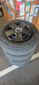 Predám zimný komplet 215/70R16 na toyotu RAV 4. - 8