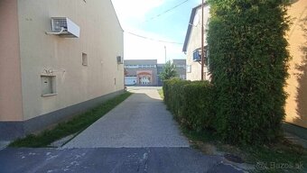 Od júna: 3-izbový nebytový priestor (80m2) na Športovej - 8