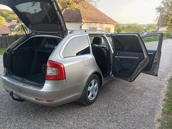 ŠKODA OCTAVIA 2 FL .COMBI 2.0TDI. 103KW. M6. RV2010 - 8