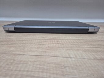HP Probook 450 G3 /Intel Core i5-6200U/8GB RAM/HD/256GB SSD - 8