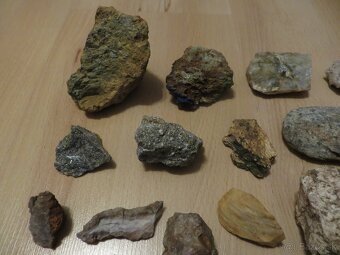 Rôzne minerály zo Slovenska - 8