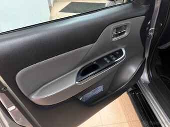 Mitsubishi L200 2.4DI-D Black Edition - 8