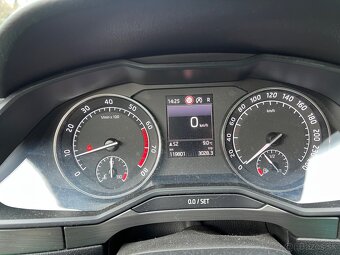 Superb 3 sedan 1.8TSI 132kW 180K - 8