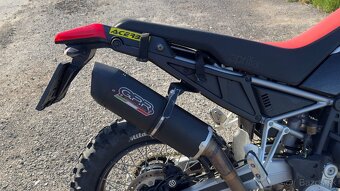 Aprilia Tuareg 660 - 8