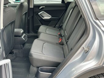 Audi Q3 1.5 TSi M6, r.v.: 2022 - 8