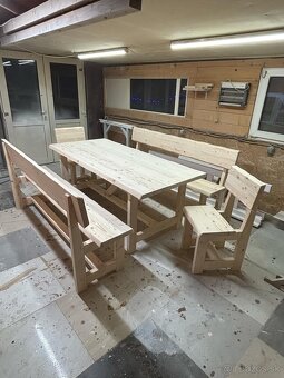 zahradne sedenie z masivu - 8