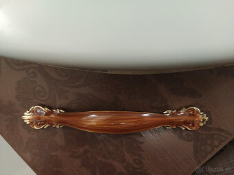 NOVÉ madlá / nové nábytkové úchytky (osobný odber) - 8