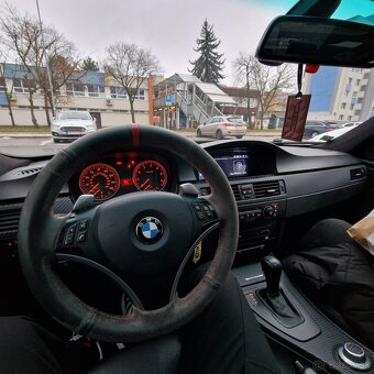 Bmw e90 325i automat - 8