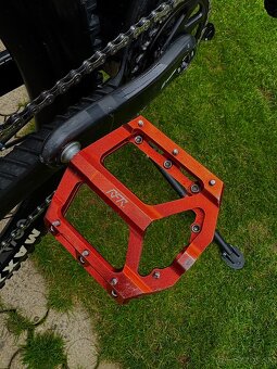 Santa Cruz Tallboy 4 CC 29’ L - 8