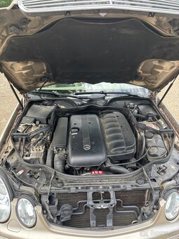 Mercedes W211 E320 CDI - 8