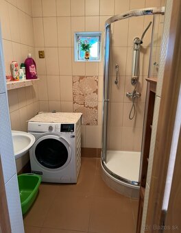 JEDINEČNÝ POZEMOK V LAMAČI JENA PREDAJ - 8