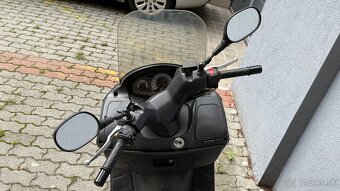 Suzuki Burgman 2010 125ccm - 8