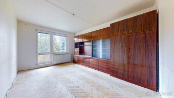 EXKLUZÍVNE- Na predaj 3 izbový byt na sídlisku Sekier - 8