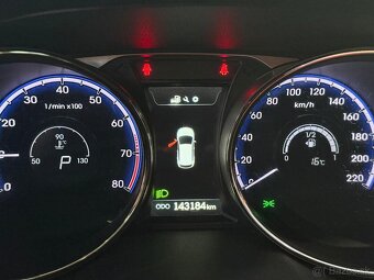 Hyundai ix35 2.0 CRDi 4x4 A/T – 122 kW - 8