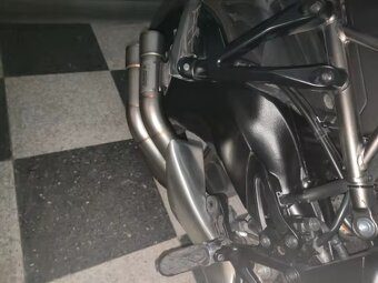 Športový Nový univerzálny moto výfuk nerezový Logo: Mivv - 8