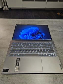 Lenovo Yoga Slim 7 14IMH9 - Intel Ultra / 32GB / 1TB / OLED - 8