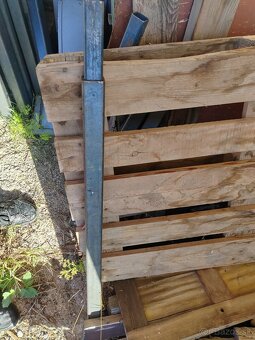 Pracovný stôl/ponk/regál/železne palety - 8