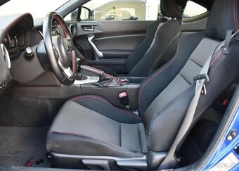 Subaru BRZ 2.0 CARPLAY DPH ČR 147 kw - 8